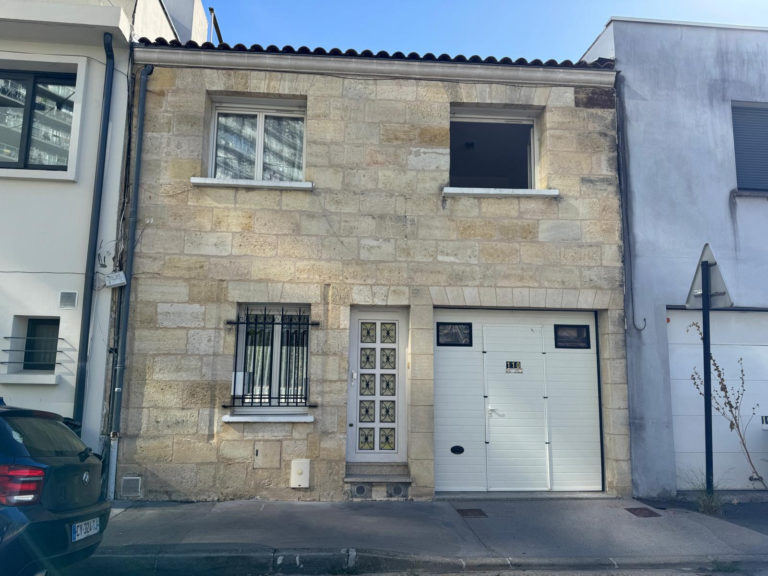 Bordeaux – Camille Godard – Charmante Maison T6 – 135 m2 avec cour