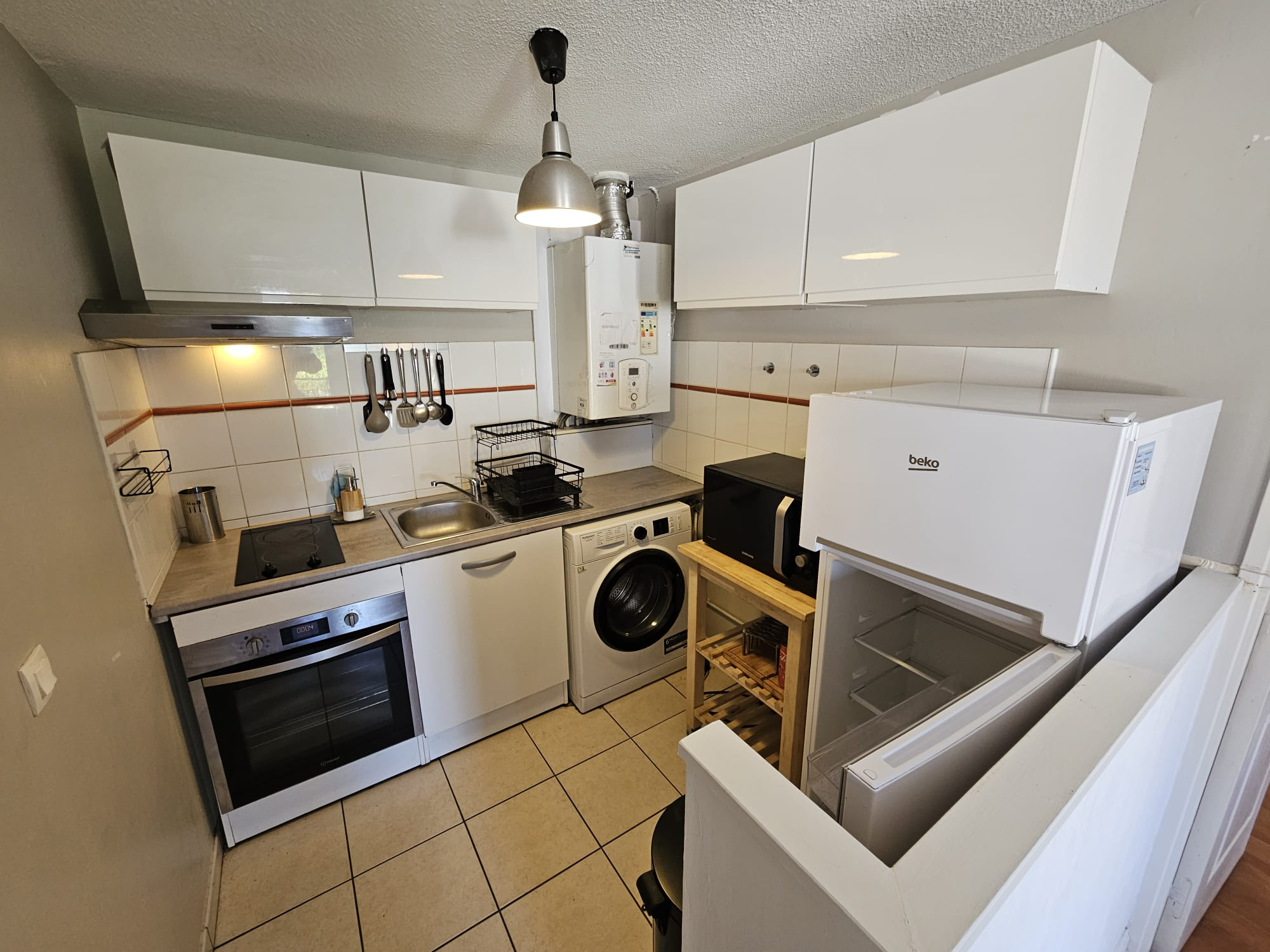 BORDEAUX – ST GENÈS – Très joli T2 Meublé de 56 m2 - photo 3