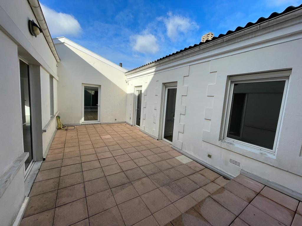 Bordeaux Palais Gallien – Magnifique appartement T6 de 220 m2 avec grande terrasse - photo 3