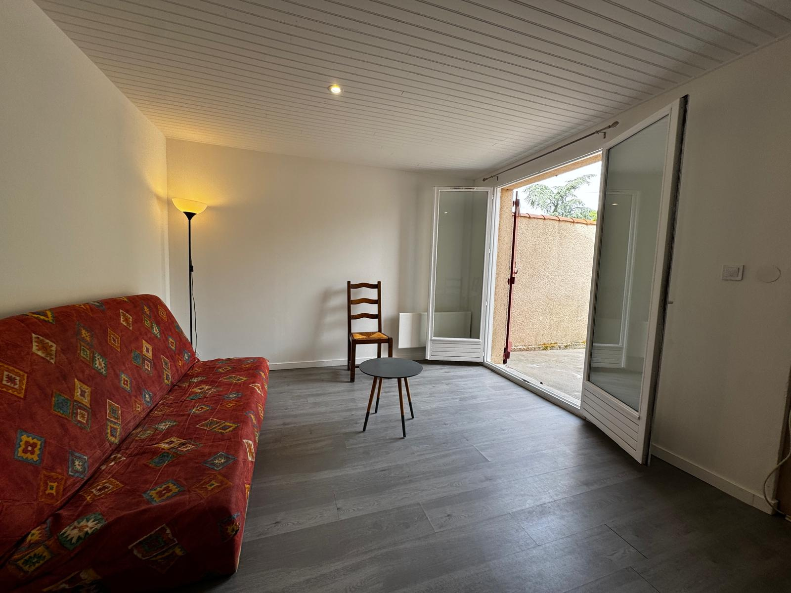 Bègles – Mussonville – Jolie Maison T3 meublée avec extérieur – Rénovée - photo 2