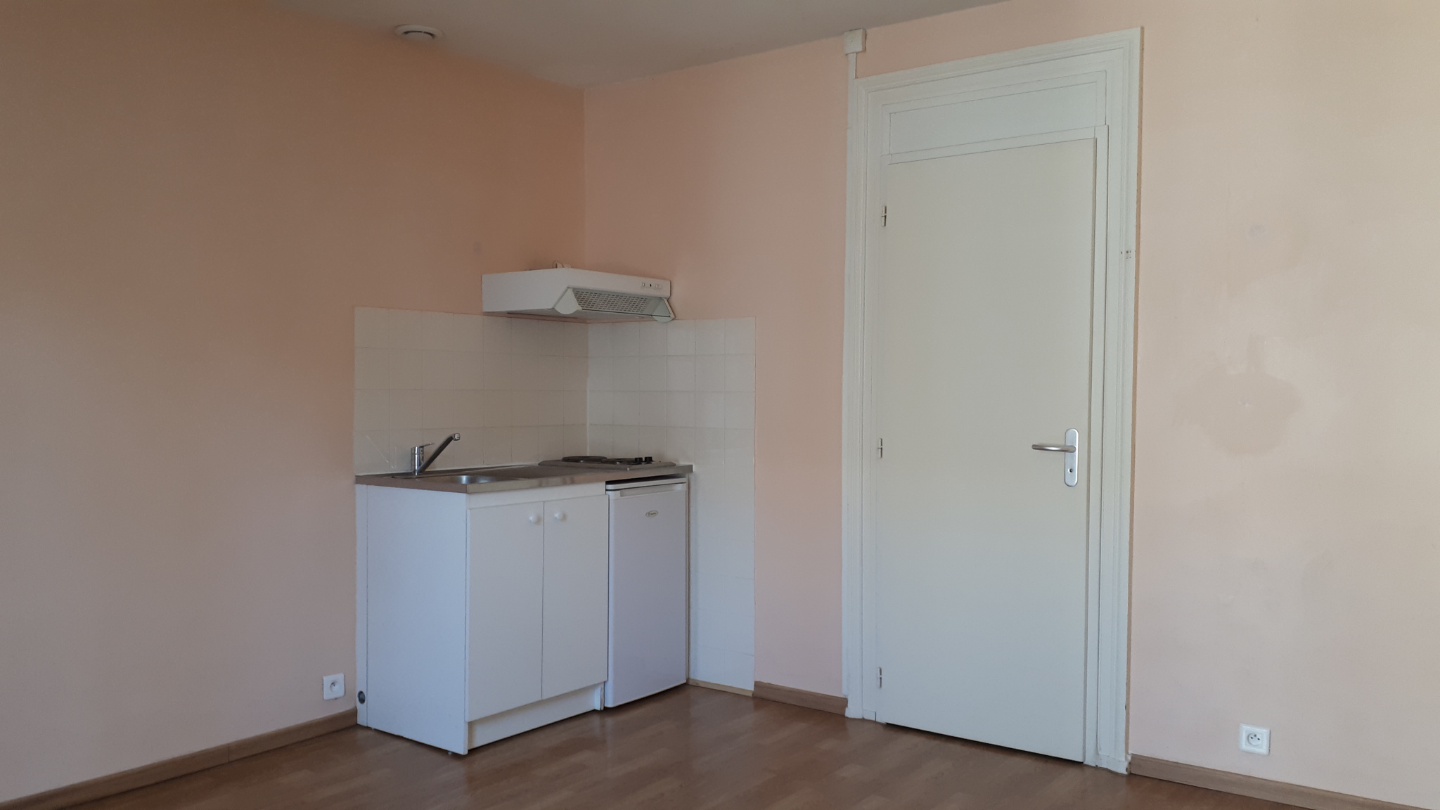 Bordeaux – Victoire (Rue Clément) – Studio de 18m2 - photo 2