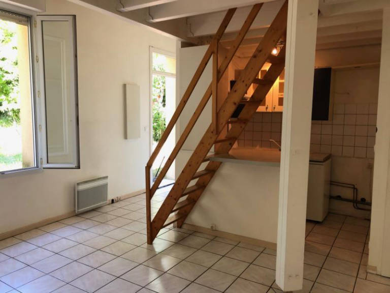 Bordeaux Pellegrin – T1 bis avec Mezzanine et Jardin